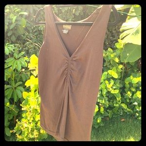 Simple yet versatile top